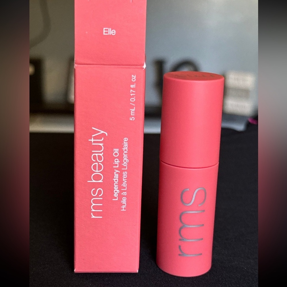 Lip oil